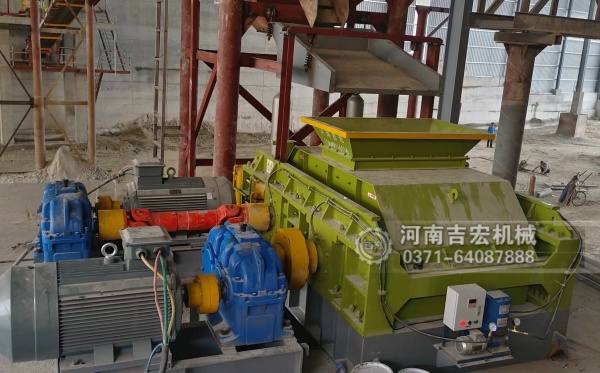 制砂粒度1毫米以下的制砂機(jī)就選對(duì)輥制砂機(jī)！